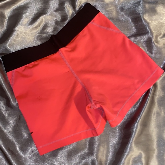 Nike pros pink child small - Picture 2 of 3